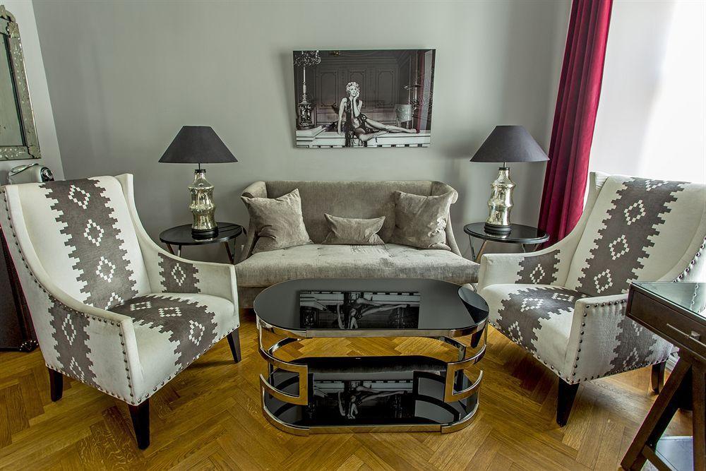 Hotel St. Petersbourg - Small Luxury Of The World