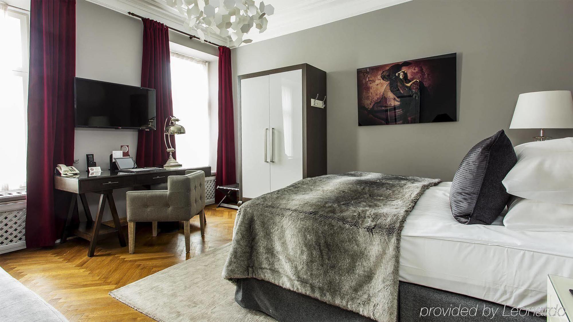 St. Petersbourg - Small Luxury Of The World Hotelli 5*