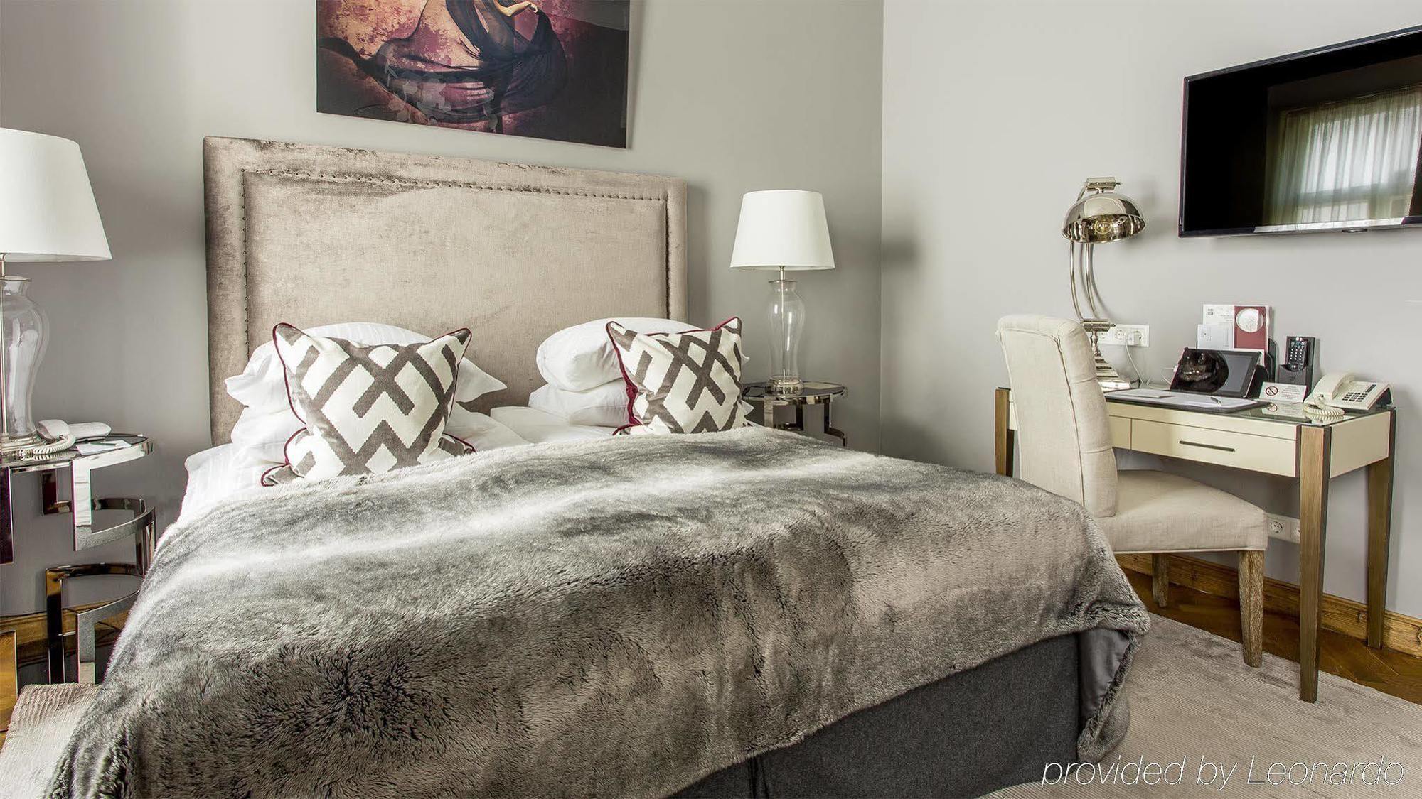 St. Petersbourg - Small Luxury Of The World Hotelli