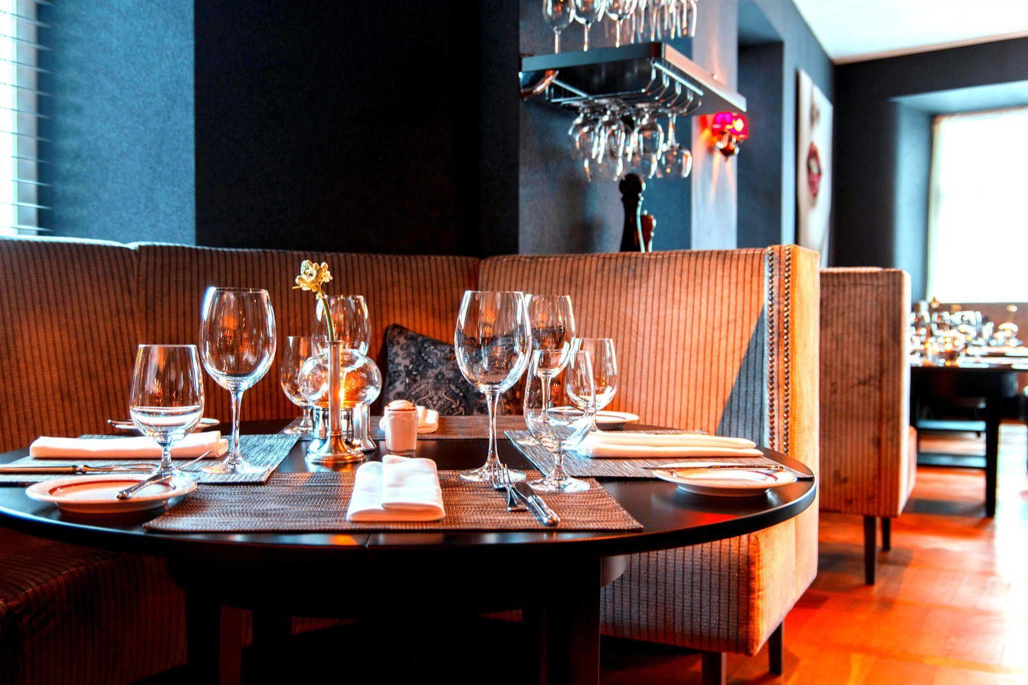 St. Petersbourg - Small Luxury Of The World Hotelli