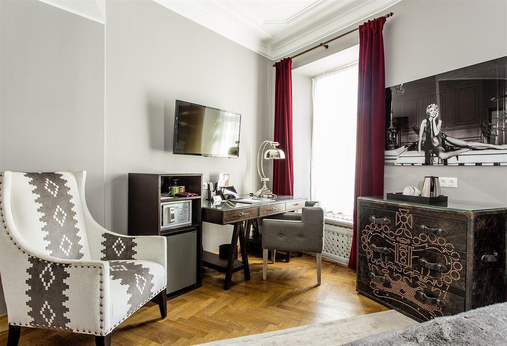 St. Petersbourg - Small Luxury Of The World Tallinn