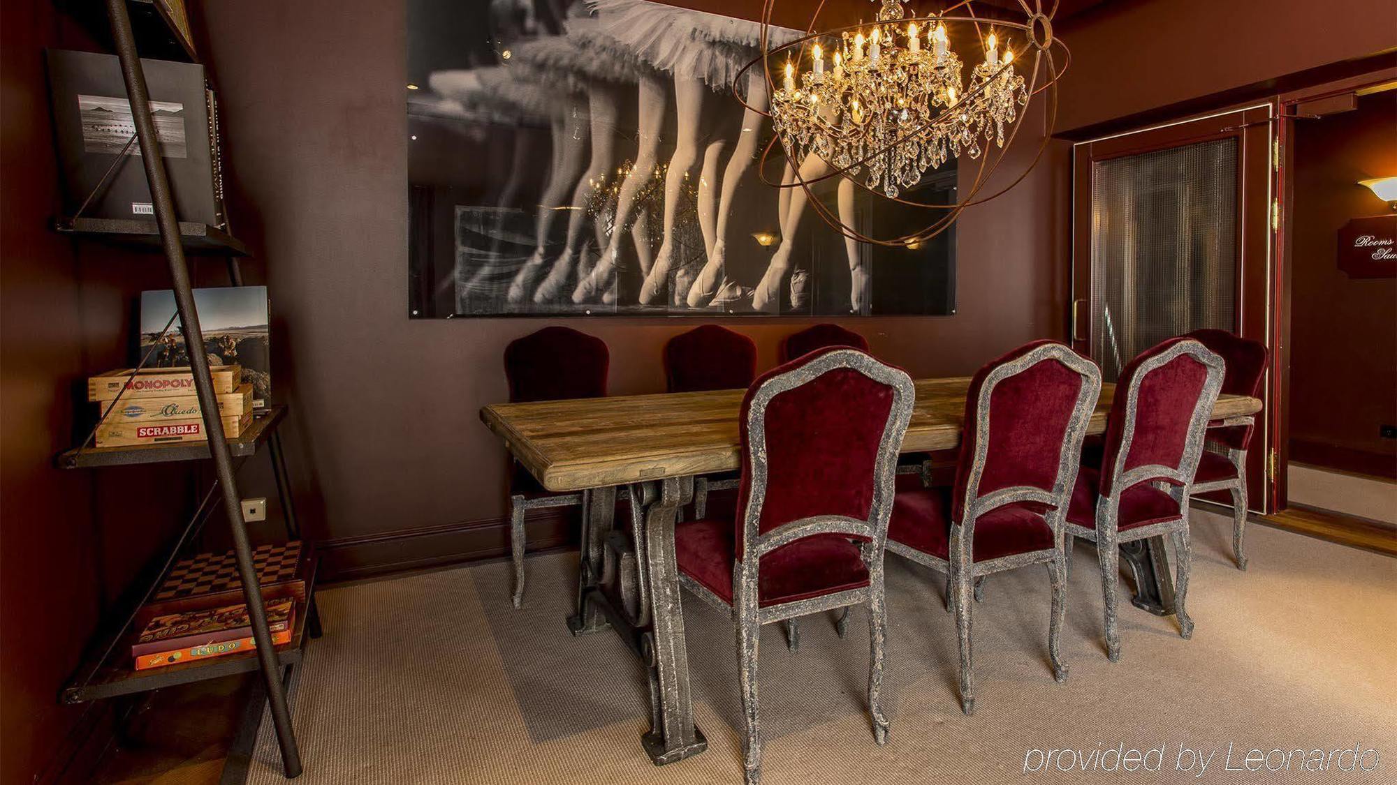 Hotell St. Petersbourg - Small Luxury Of The World 5*